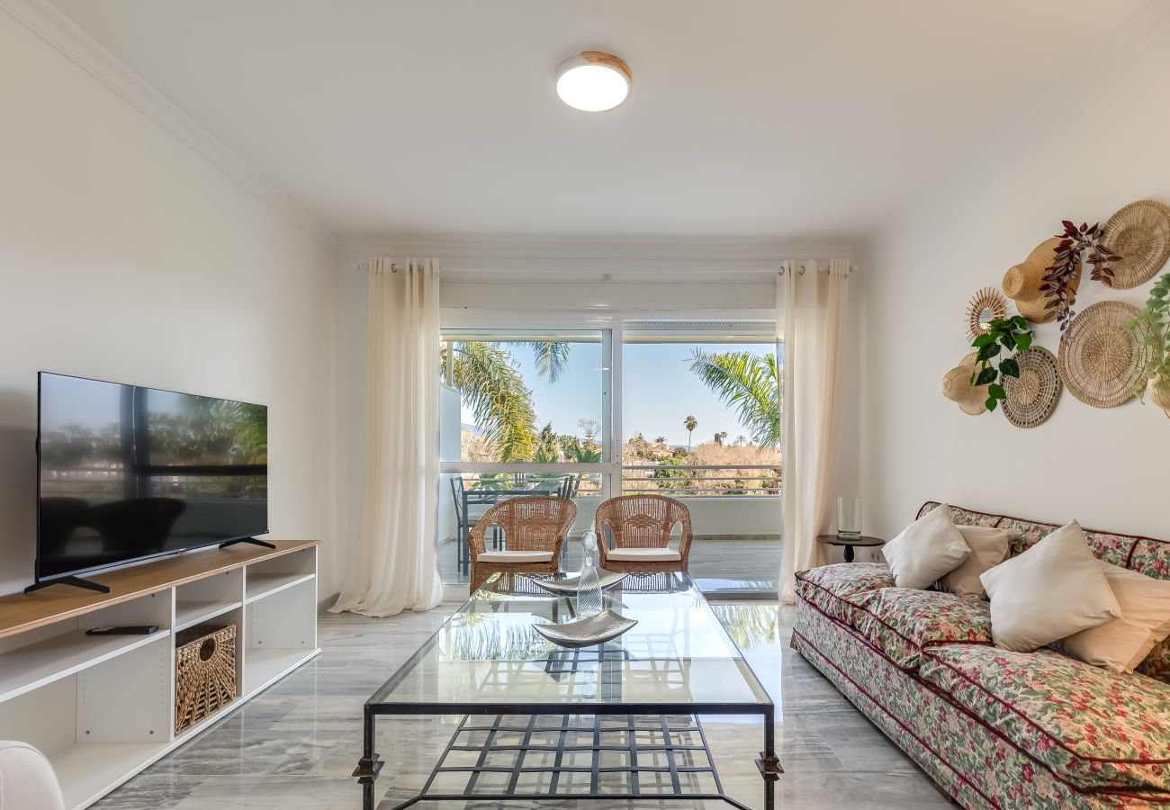 Apartment in San Pedro de Alcántara - Apartment of 3 bedrooms to 200 m beach