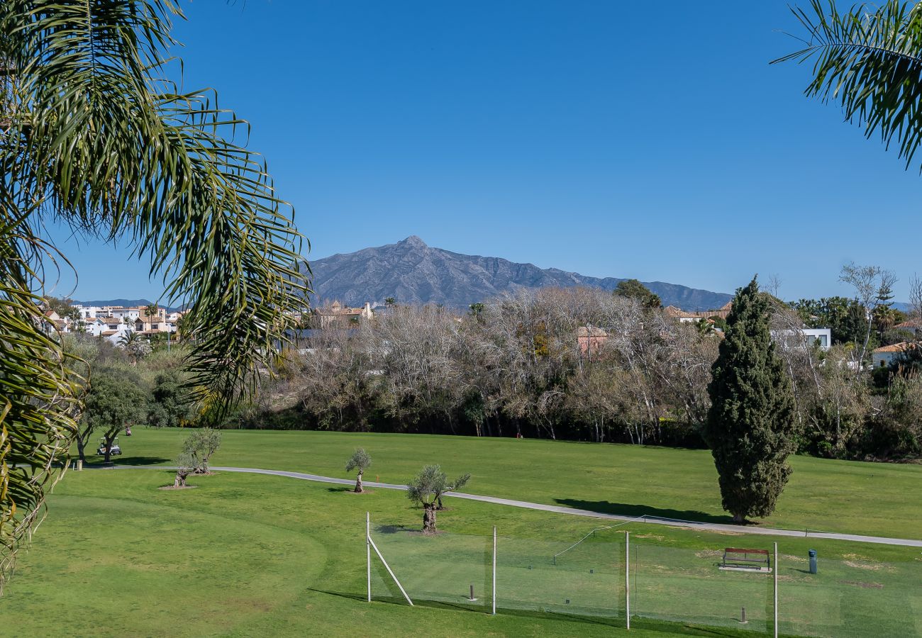 Apartment in San Pedro de Alcántara - Apartment of 3 bedrooms to 200 m beach