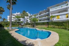 Apartment in San Pedro de Alcántara - Apartment of 4 bedrooms to 200 m beach