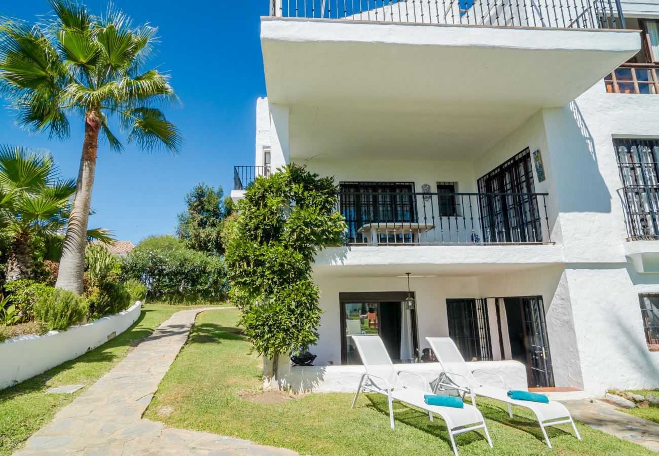 Magnificent apartment in Nueva Andalucia Exterior of Magnificent apartment in Nueva Andalucia