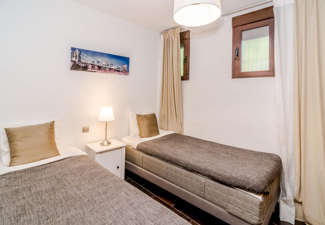 Magnificent apartment in Nueva Andalucia Bedroom of Magnificent apartment in Nueva Andalucia