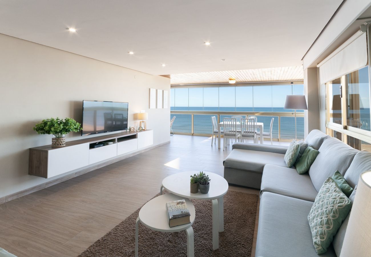 Apartment in Playa de Gandía - Seafront Condo Just Steps To The Beach.