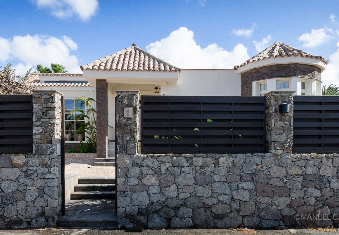 Villa in San Bartolomé de Tirajana - Maspalomas Golfside Luxury Villa