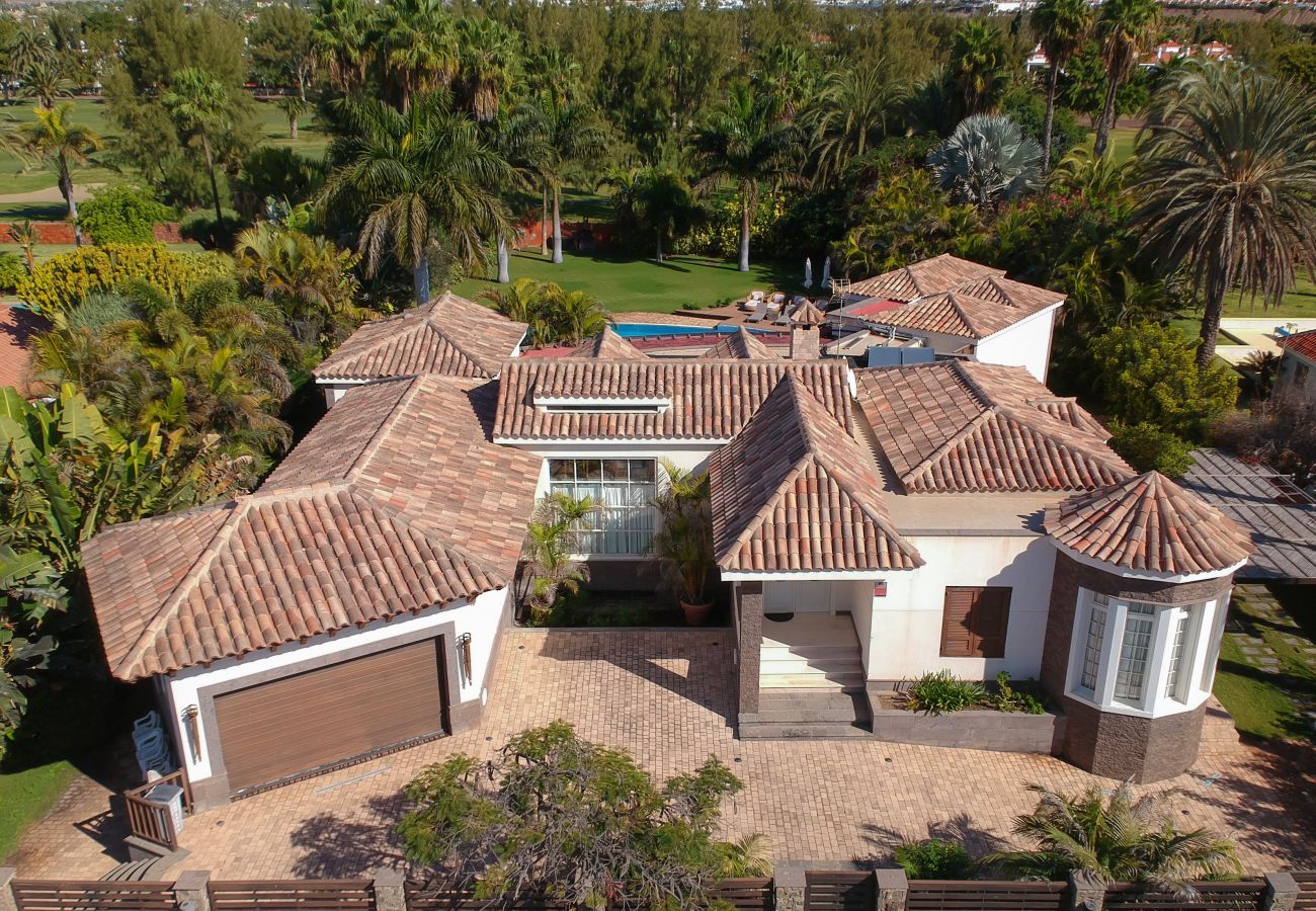 Villa in San Bartolomé de Tirajana - Maspalomas Golfside Luxury Villa