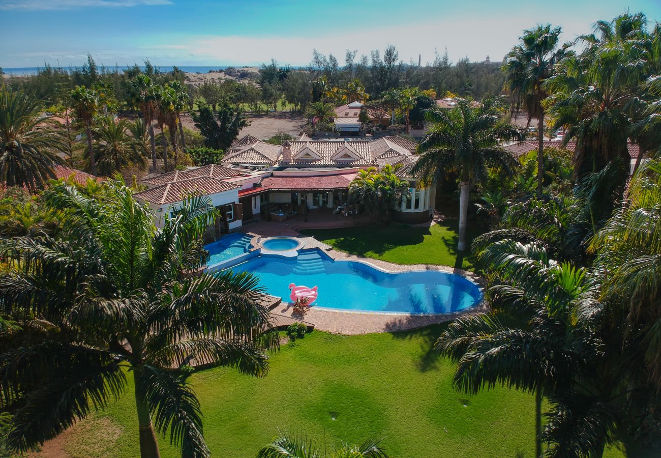 Villa in San Bartolomé de Tirajana - Maspalomas Golfside Luxury Villa