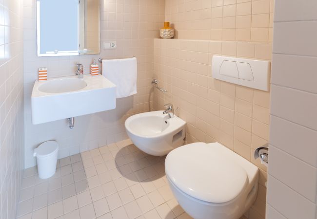 Apartment in Playa de Gandía - Oceanfront with stunning views of the sunset! Recently redecorated !! Apartment in Playa de Gandía - Oceanfront with stunning views of the sunset! Recently redecorated !!