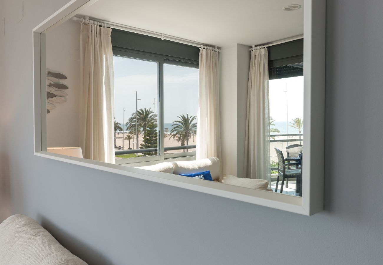 Apartment in Playa de Gandía - Oceanfront with stunning views of the sunset! Recently redecorated !!