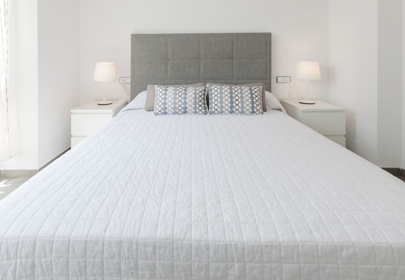 Apartment in Playa de Gandía - Oceanfront with stunning views of the sunset! Recently redecorated !!