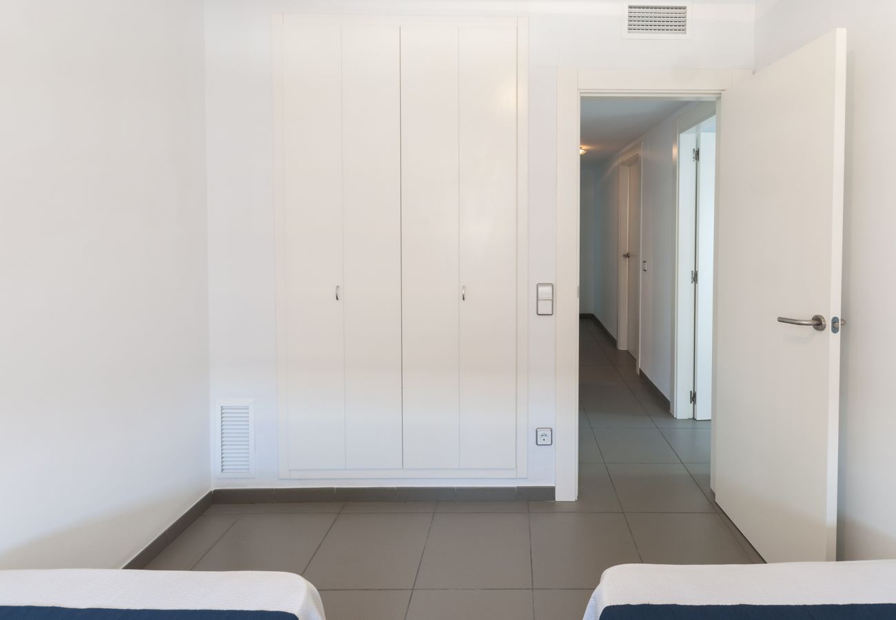 Apartment in Playa de Gandía - Oceanfront with stunning views of the sunset! Recently redecorated !!