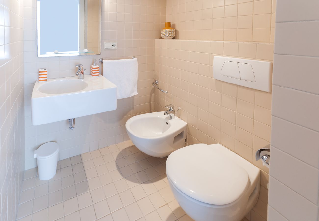 Apartment in Playa de Gandía - Oceanfront with stunning views of the sunset! Recently redecorated !!