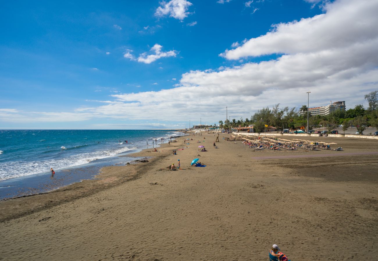 Apartment in San Bartolomé de Tirajana - Las Adelfas South Beach 5 by CanariasGetaway
