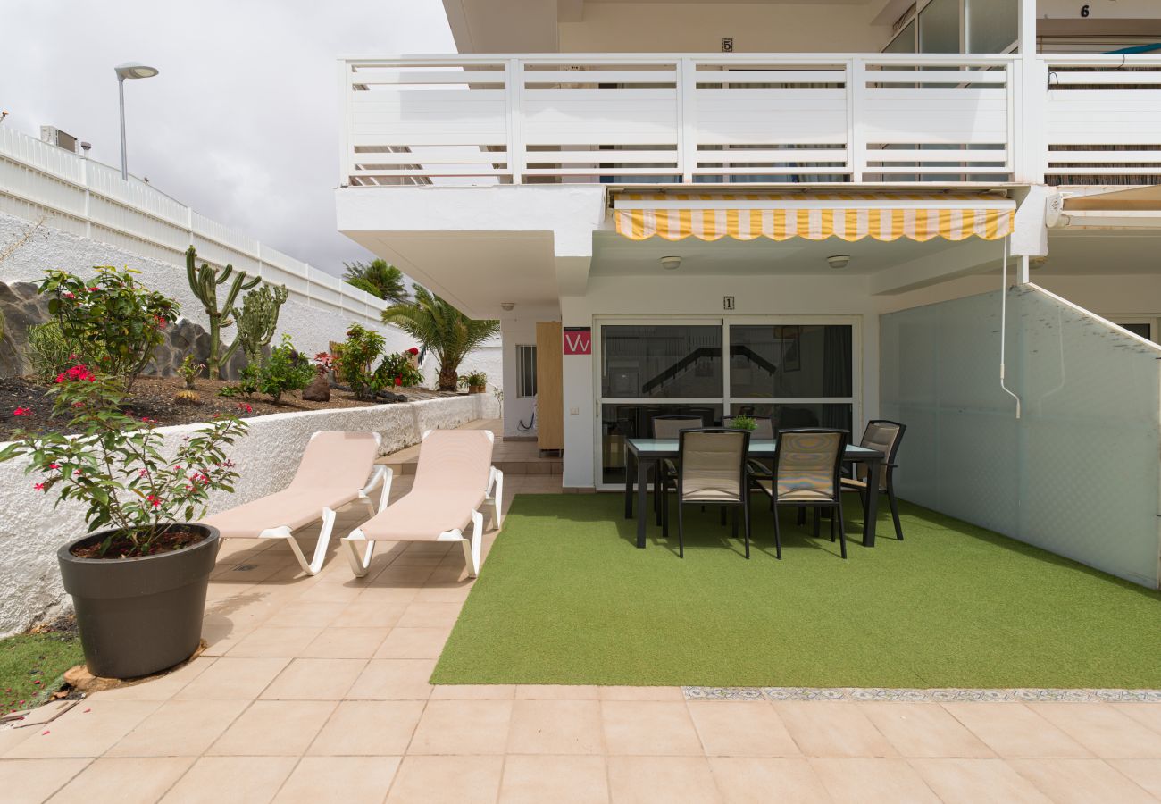 House in San Bartolomé de Tirajana - Las Adelfas South Beach 1 by CanariasGetaway House in San Bartolomé de Tirajana - Las Adelfas South Beach 1 by CanariasGetaway