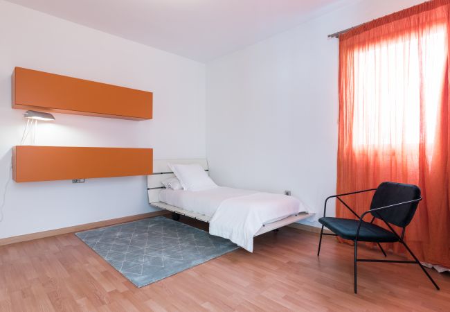 Villa in Santa Cruz de Tenerife - Villa with Sea Views, Pool, Gym, Cinema - HomeForGuest Villa in Santa Cruz de Tenerife - Villa with Sea Views, Pool, Gym, Cinema - HomeForGuest