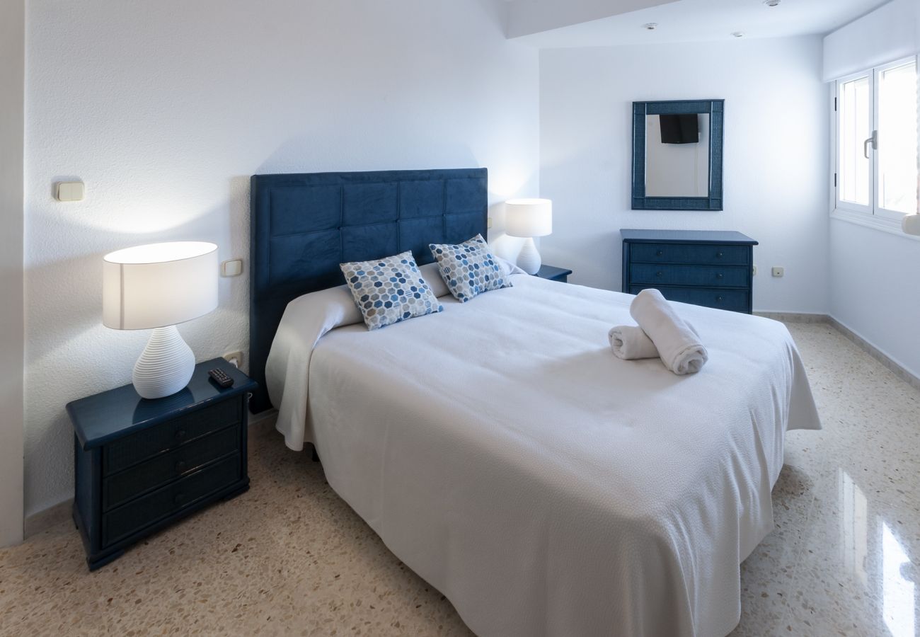 Apartment in Playa de Gandía - Cosy apartment decorated, with wifi, in front of the beach