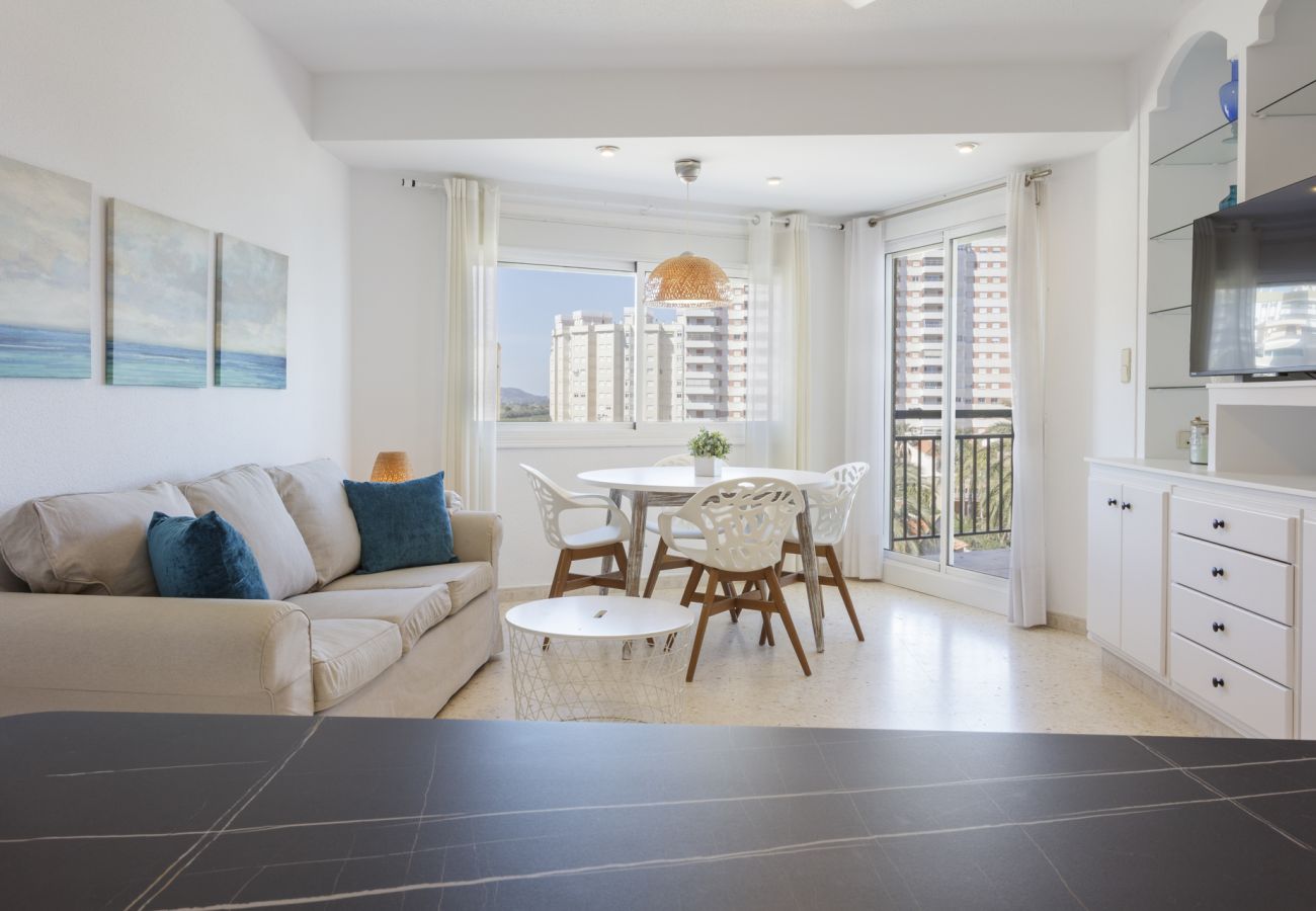 Apartment in Playa de Gandía - Cosy apartment decorated, with wifi, in front of the beach - only families
