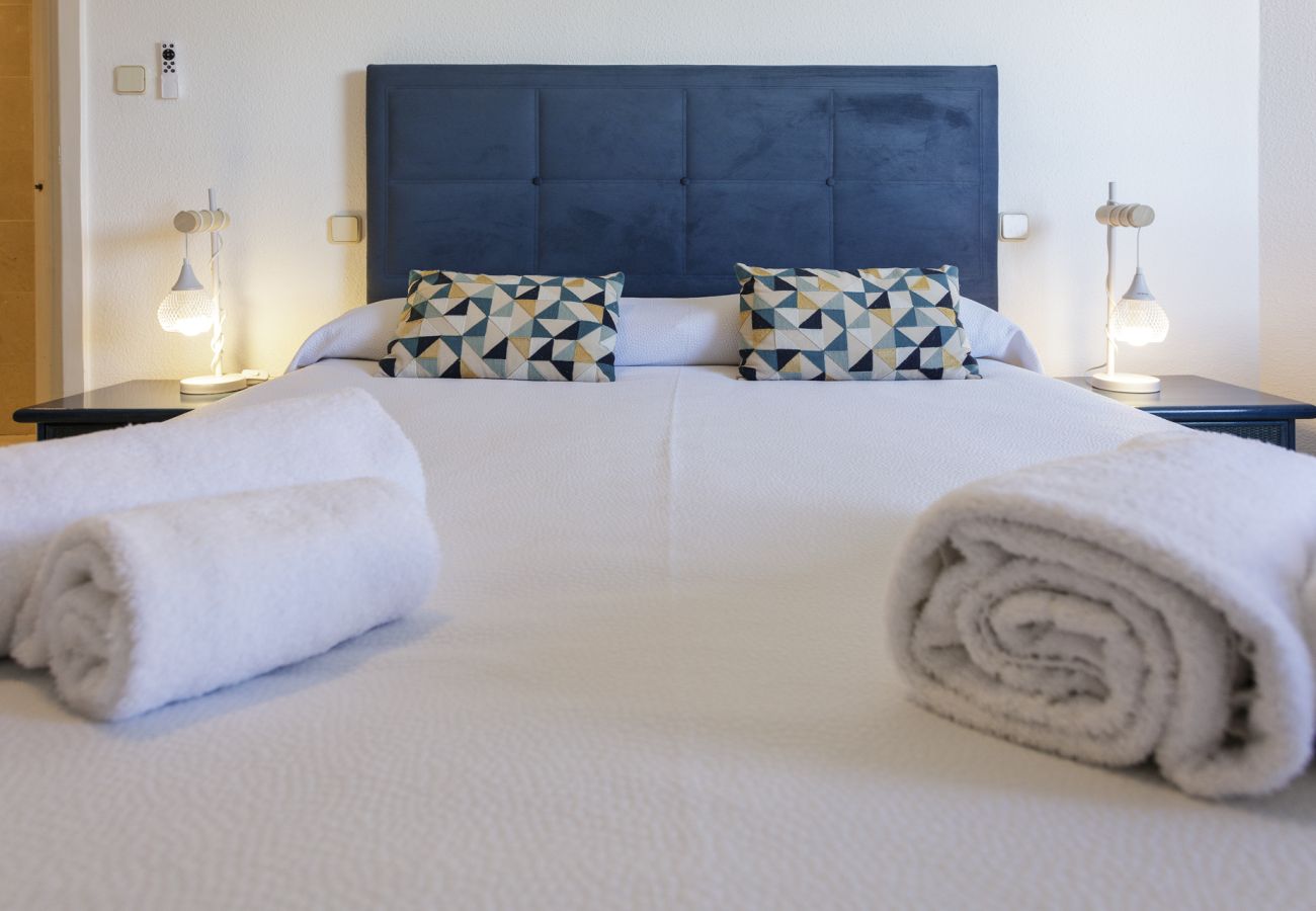 Apartment in Playa de Gandía - Cosy apartment decorated, with wifi, in front of the beach - only families