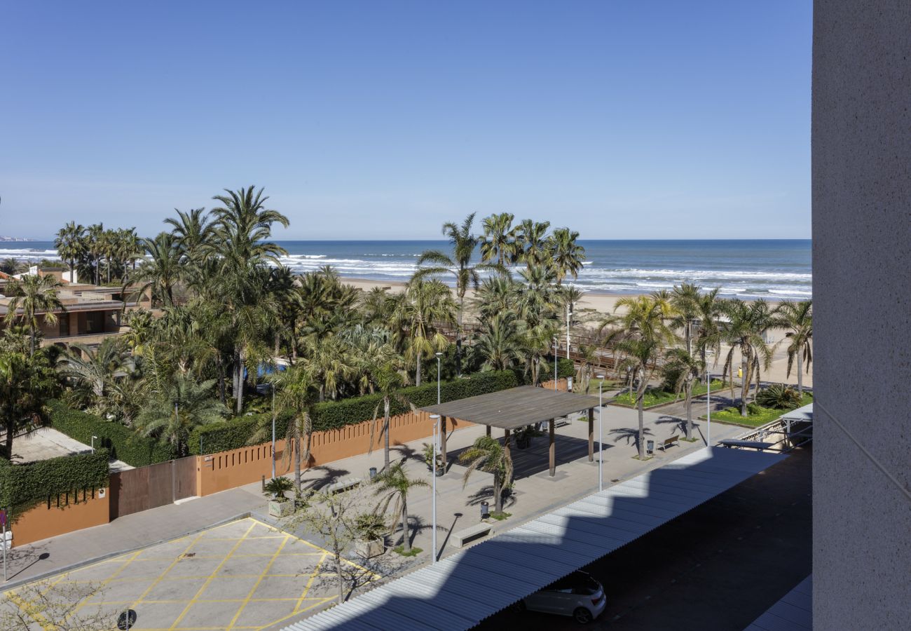 Apartment in Playa de Gandía - Cosy apartment decorated, with wifi, in front of the beach - only families