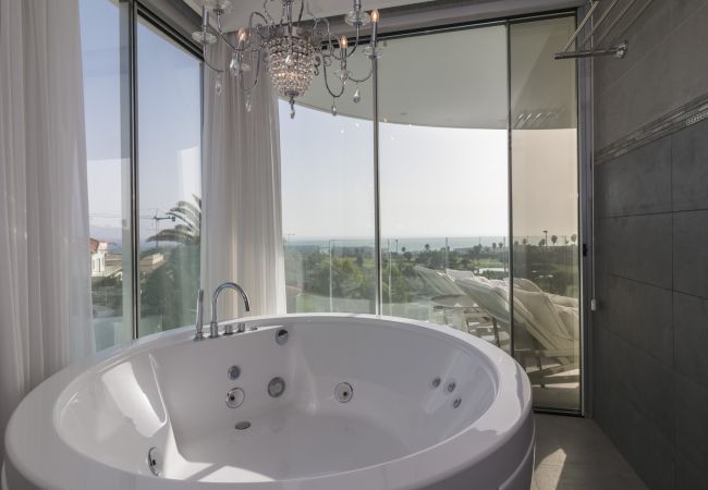 Villa in Adeje - Villa Oasis del Sur Villa in Adeje - Villa Oasis del Sur