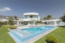 Villa in Adeje - AMAZING LUXURY VILLA OASIS COSTA ADEJE GOLF - HomeForGuest