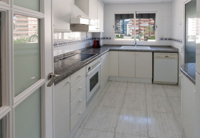 Apartment in Playa de Gandía - Cosy apartment decorated, with wifi, in front of the beach, High speed wifi 150mbs Apartment in Playa de Gandía - Cosy apartment decorated, with wifi, in front of the beach, High speed wifi 150mbs