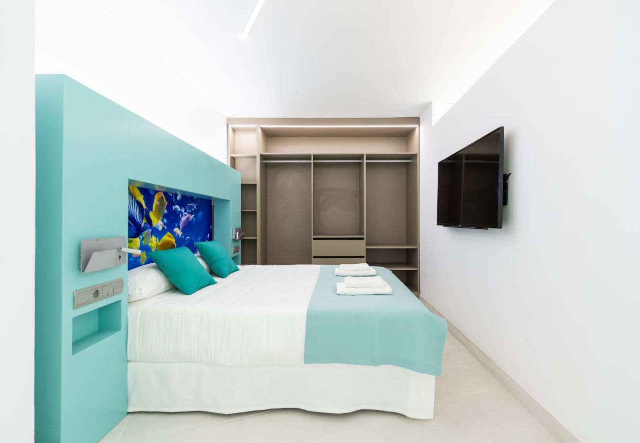 Apartment in Las Palmas de Gran Canaria - Edison Building 301 By CanariasGetaway 