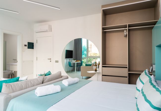 Apartment in Las Palmas de Gran Canaria - Edison Building 302 By CanariasGetaway Apartment in Las Palmas de Gran Canaria - Edison Building 302 By CanariasGetaway