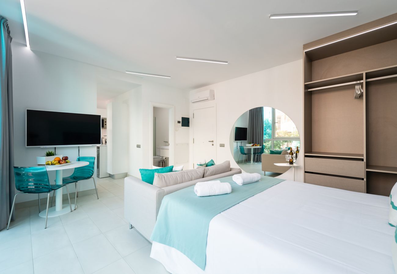 Apartment in Las Palmas de Gran Canaria - Edison Building 302 By CanariasGetaway Apartment in Las Palmas de Gran Canaria - Edison Building 302 By CanariasGetaway