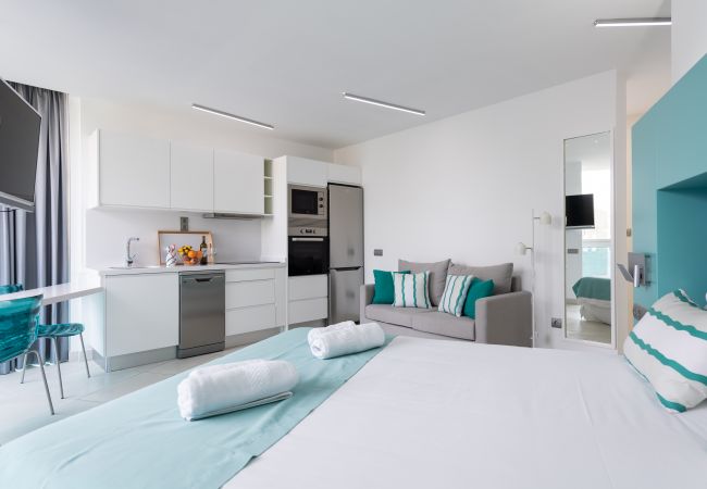 Studio in Las Palmas de Gran Canaria - Edison Building 303 By CanariasGetaway Studio in Las Palmas de Gran Canaria - Edison Building 303 By CanariasGetaway