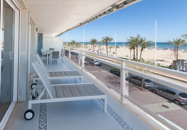 Apartment in Playa de Gandía - Amazing apartment decorated, with wifi, in front of the beach, AG TURQUESA 2A Premium  Apartment in Playa de Gandía - Amazing apartment decorated, with wifi, in front of the beach, AG TURQUESA 2A Premium