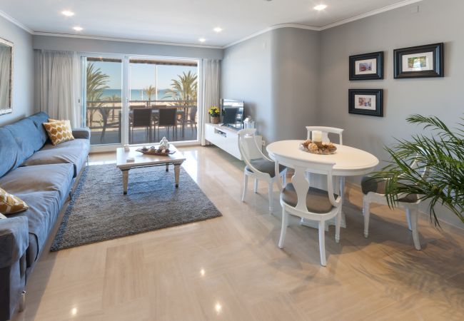 Apartment in Playa de Gandía - Amazing apartment decorated, with wifi, in front of the beach, AG TURQUESA 2A Premium  Apartment in Playa de Gandía - Amazing apartment decorated, with wifi, in front of the beach, AG TURQUESA 2A Premium