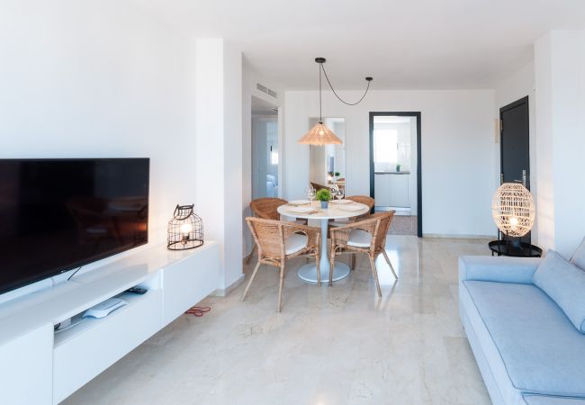 Apartment in Playa de Gandía - Cozy apartment with Mediterranean style, a few meters from the beach. Terrace overlooking the sea. Apartment in Playa de Gandía - Cozy apartment with Mediterranean style, a few meters from the beach. Terrace overlooking the sea.