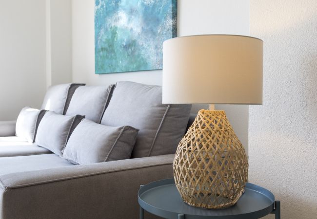 Apartment in Playa de Gandía - Cozy with mediterranean style, a few meters from the beach. A / C and free wifi. Terrace with sea views Apartment in Playa de Gandía - Cozy with mediterranean style, a few meters from the beach. A / C and free wifi. Terrace with sea views