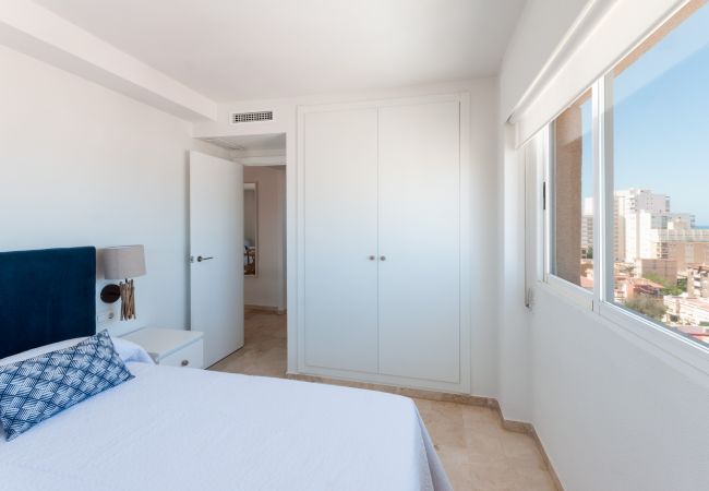 Apartment in Playa de Gandía - Cozy with mediterranean style, a few meters from the beach. A / C and free wifi. Terrace with sea views Apartment in Playa de Gandía - Cozy with mediterranean style, a few meters from the beach. A / C and free wifi. Terrace with sea views