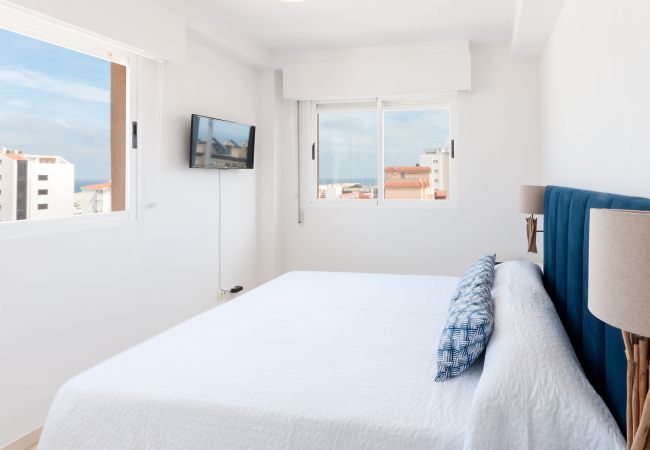 Apartment in Playa de Gandía - Cozy with mediterranean style, a few meters from the beach. A / C and free wifi. Terrace with sea views Apartment in Playa de Gandía - Cozy with mediterranean style, a few meters from the beach. A / C and free wifi. Terrace with sea views