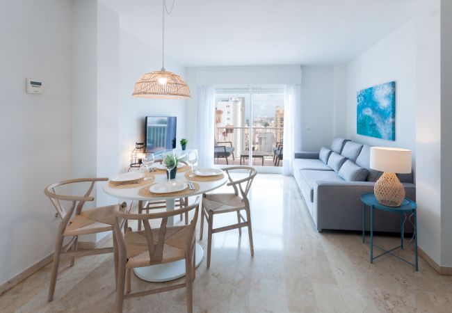 Apartment in Playa de Gandía - Cozy with mediterranean style, a few meters from the beach. A / C and free wifi. Terrace with sea views Apartment in Playa de Gandía - Cozy with mediterranean style, a few meters from the beach. A / C and free wifi. Terrace with sea views