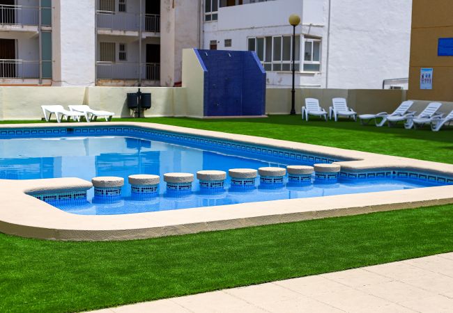 Apartment in Playa de Gandía - Cozy with mediterranean style, a few meters from the beach. A / C and free wifi. Terrace with sea views Apartment in Playa de Gandía - Cozy with mediterranean style, a few meters from the beach. A / C and free wifi. Terrace with sea views