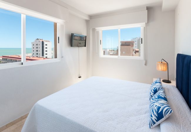 Apartment in Playa de Gandía - Cozy with mediterranean style, a few meters from the beach. A / C and free wifi. Terrace with sea views Apartment in Playa de Gandía - Cozy with mediterranean style, a few meters from the beach. A / C and free wifi. Terrace with sea views