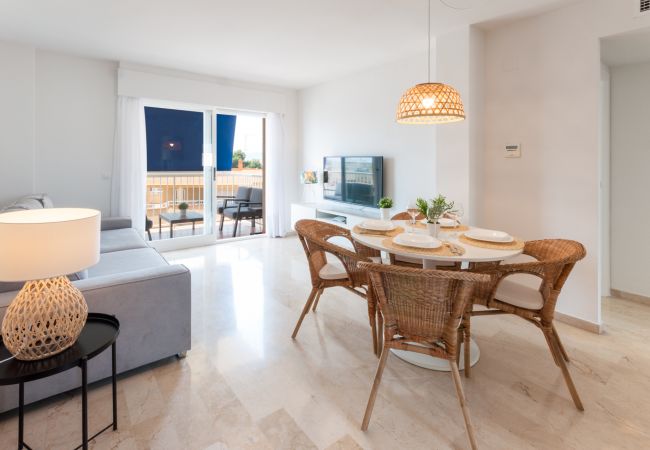 Apartment in Playa de Gandía - Condo with charm, a few meters from the beach. A / C and free wifi. Terrace with sea views Apartment in Playa de Gandía - Condo with charm, a few meters from the beach. A / C and free wifi. Terrace with sea views