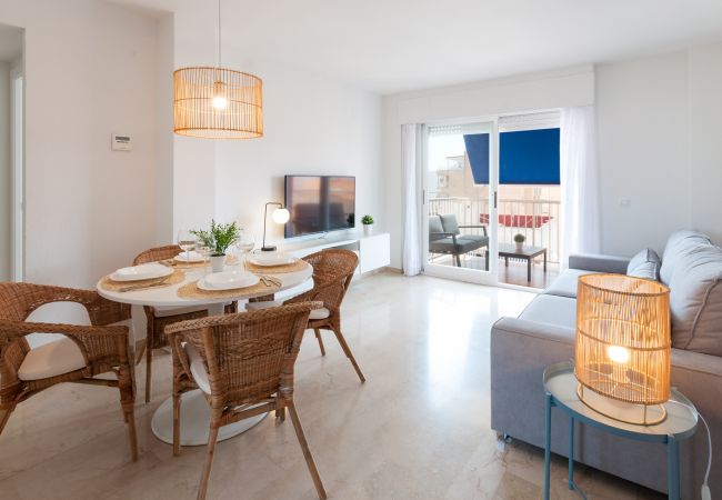 Apartment in Playa de Gandía - Condo with charm, a few meters from the beach. A / C and free wifi. Terrace with sea views Apartment in Playa de Gandía - Condo with charm, a few meters from the beach. A / C and free wifi. Terrace with sea views