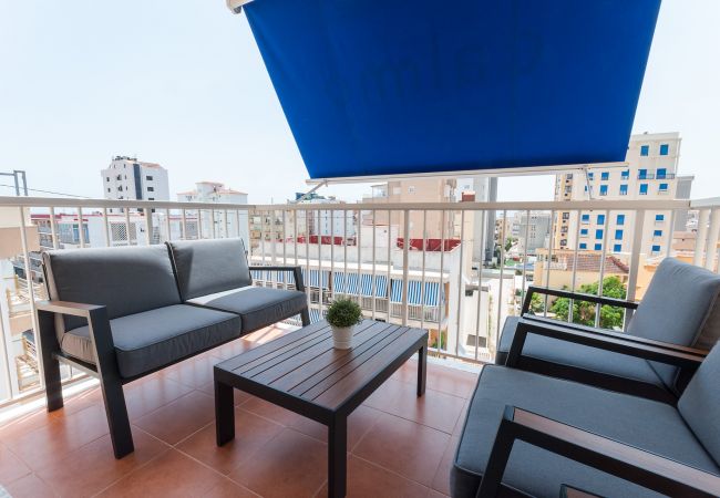 Apartment in Playa de Gandía - Condo with charm, a few meters from the beach. A / C and free wifi. Terrace with sea views Apartment in Playa de Gandía - Condo with charm, a few meters from the beach. A / C and free wifi. Terrace with sea views