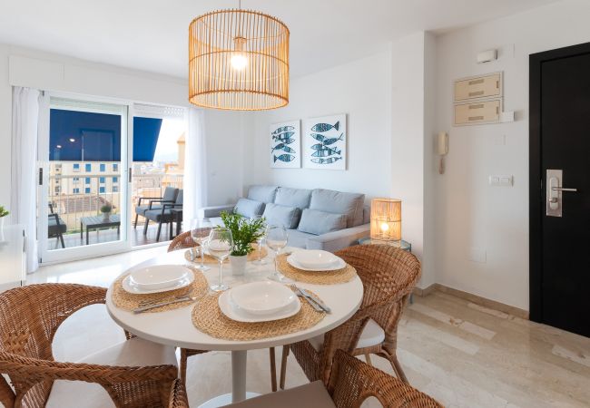  in Playa de Gandía - Cozy with mediterranean style, a few meters from the beach. A / C and free wifi. Terrace with sea views