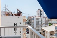 Apartment in Playa de Gandía - Cozy with mediterranean style, a few meters from the beach. A / C and free wifi. Terrace with sea views