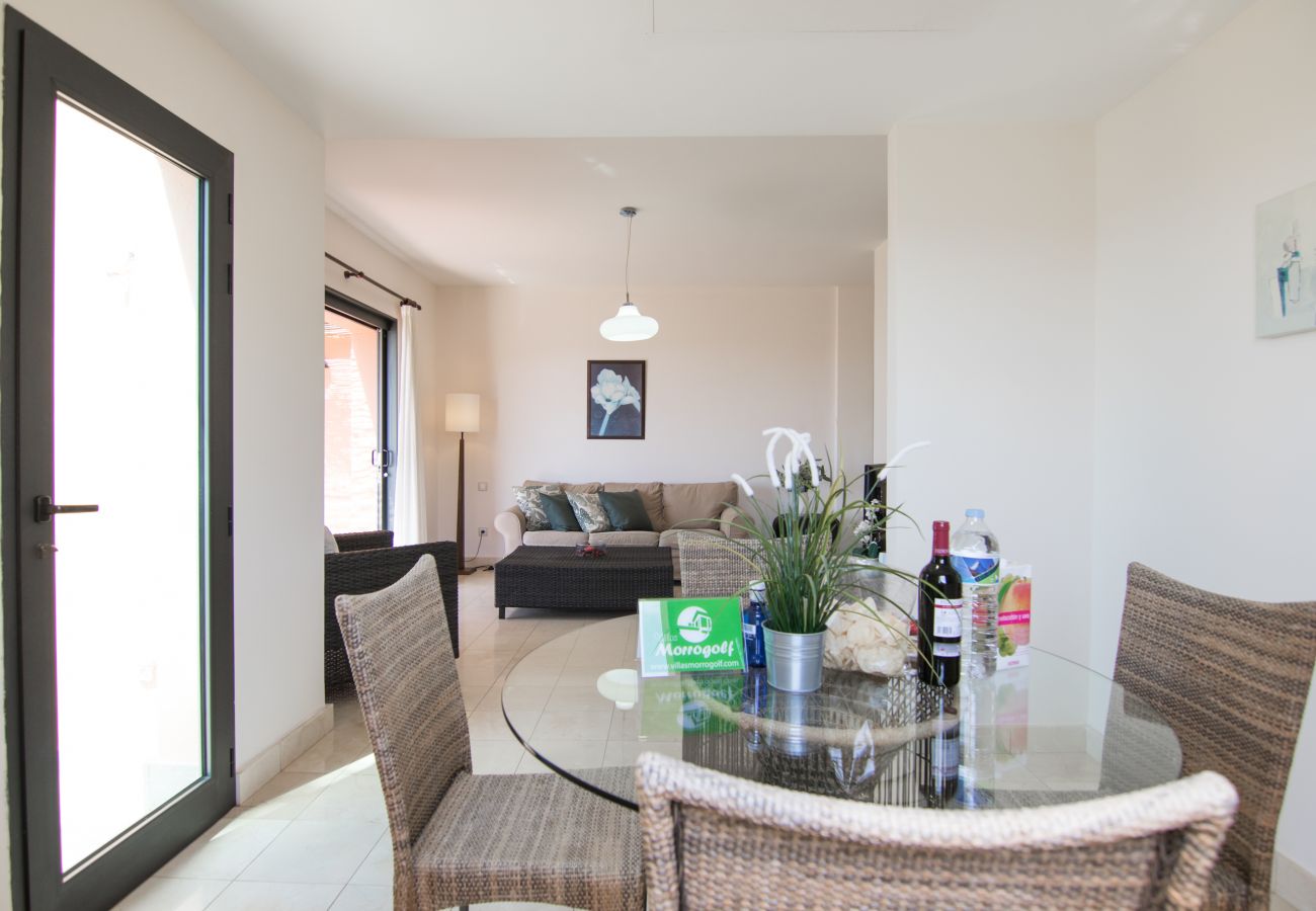 Villa in San Bartolomé de Tirajana - HomeForGuest Salobre Golf Villa, pool, wifi, stunning views