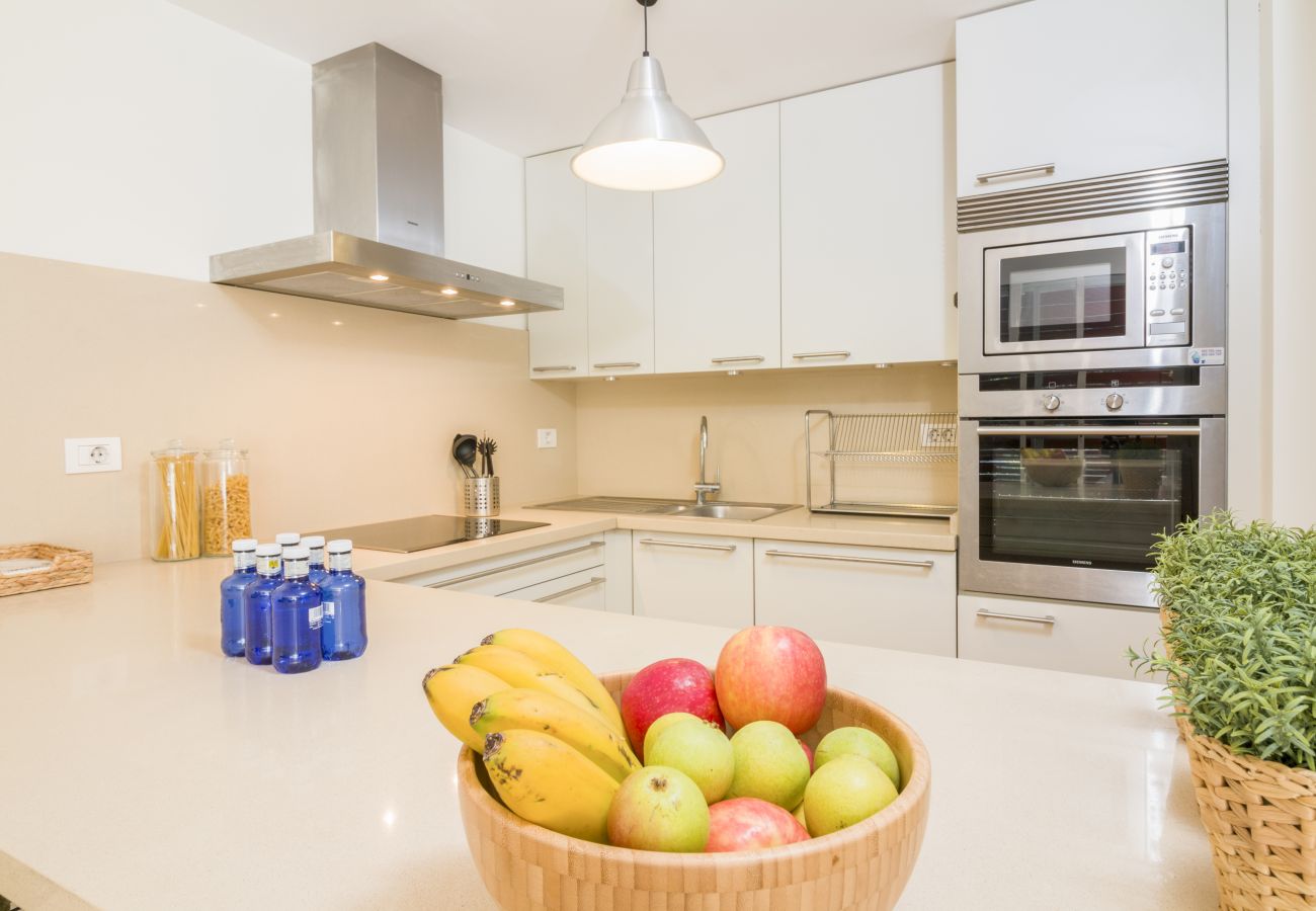 Apartment in Santa Cruz de Tenerife - HomeForGuest Design Attic Apartment, FREE parking