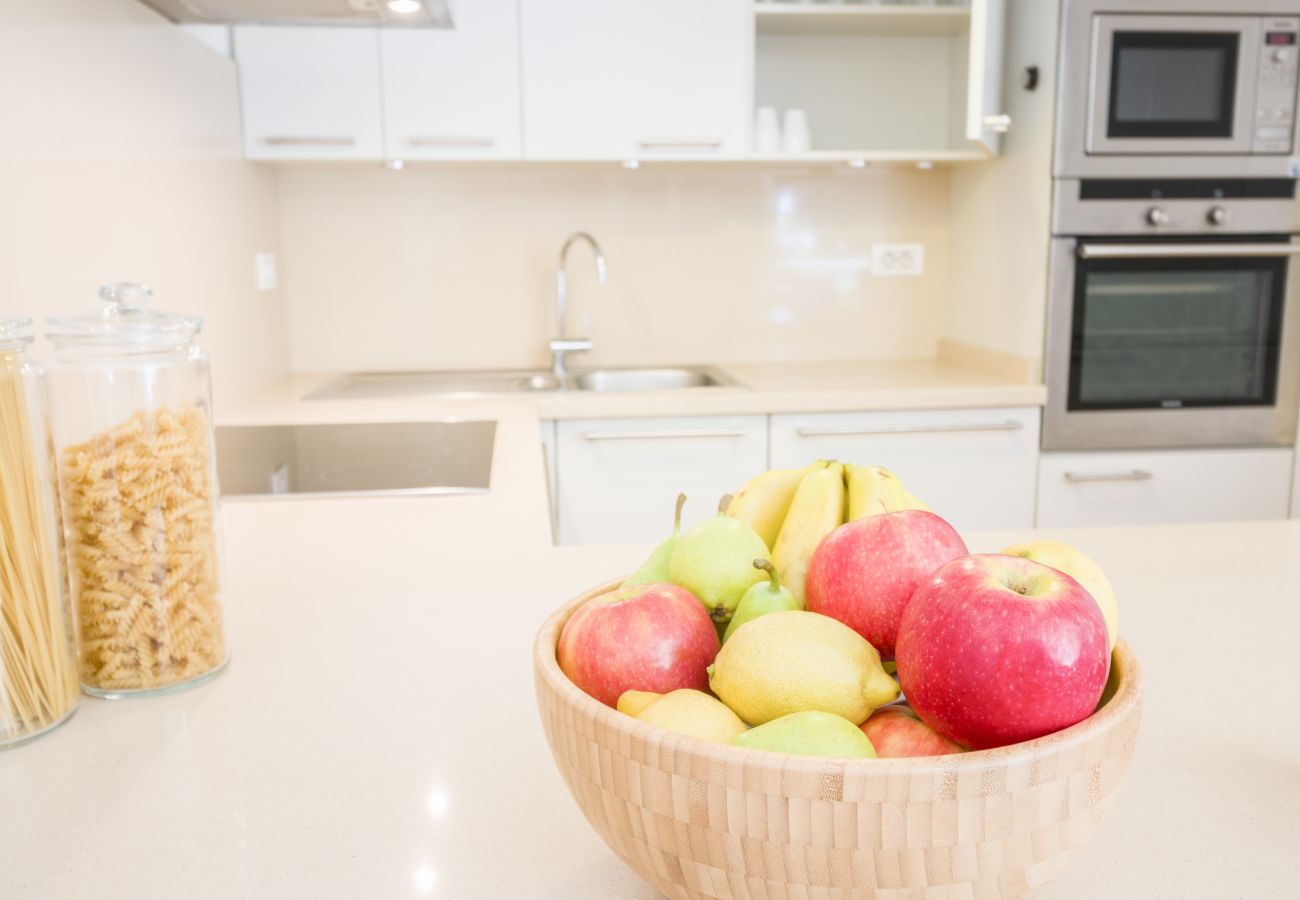 Apartment in Santa Cruz de Tenerife - HomeForGuest Design Attic Apartment, FREE parking