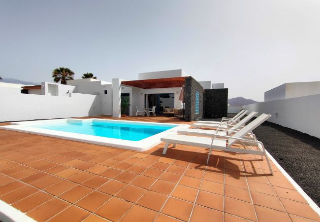 Villa in Playa Blanca - Villa Aroa Villa in Playa Blanca - Villa Aroa