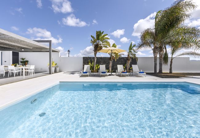 Villa in Playa Blanca - Villa Julia Villa in Playa Blanca - Villa Julia
