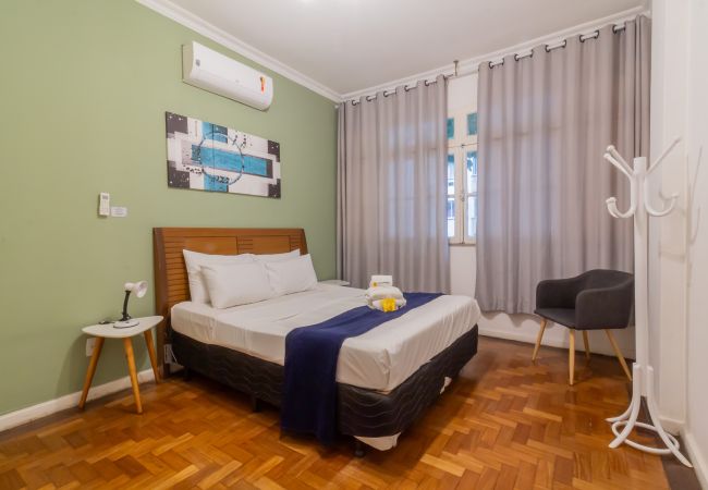 Apartment in Rio de Janeiro - 2 minutes from Copacabana beach | A306 Apartment in Rio de Janeiro - 2 minutes from Copacabana beach | A306