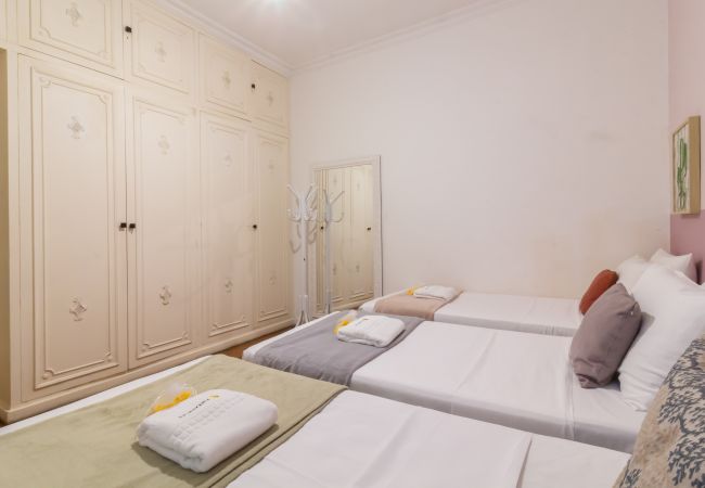Apartment in Rio de Janeiro - 2 minutes from Copacabana beach | A306 Apartment in Rio de Janeiro - 2 minutes from Copacabana beach | A306