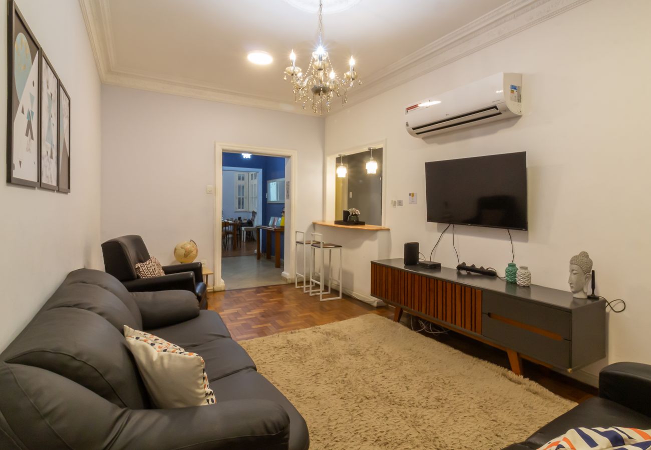 Apartment in Rio de Janeiro - 2 minutes from Copacabana beach | A306 Apartment in Rio de Janeiro - 2 minutes from Copacabana beach | A306
